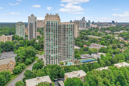 unit-1801-2795 Peachtree Rd Ne, Atlanta, GA, 30305-3792 | Card Image