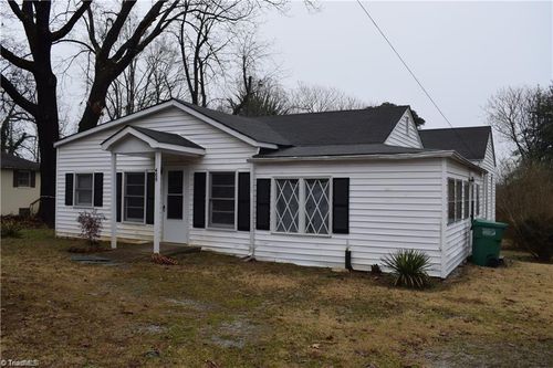 409 Hickory Chapel Rd, High Point, NC, 27260-6039 | Card Image