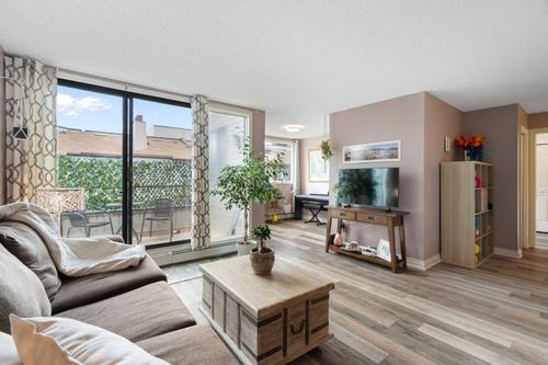 314-2425 90 Ave Sw, Calgary, AB, T2V4X8 | Card Image