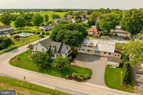 83 N Ronks Rd, Ronks, PA, 17572-9627 | Card Image