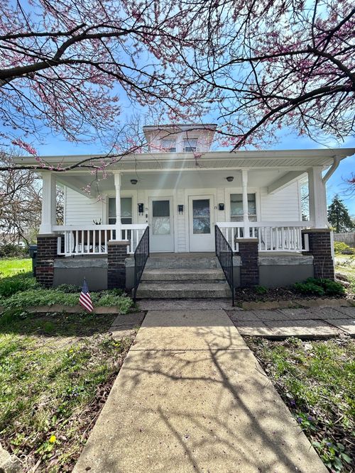 73 1/2 E Broadway St, Greenwood, IN, 46143 | Card Image