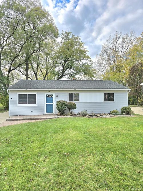 25815 Firwood Ave, Warren, MI, 48089-4191 | Card Image