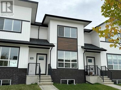 10 Evergreen Way, Townhouse with 3 bedrooms, 3 bathrooms and 2 parking in Red Deer County AB | Image 1