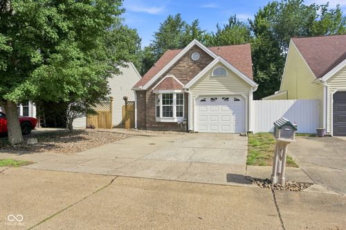 1701 Greencastle Drive, Evansville, IN, 47715 | Card Image