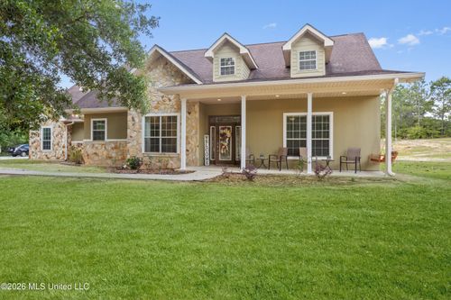 8065 Mcdonald Rd, Pass Christian, MS, 39571-3926 | Card Image