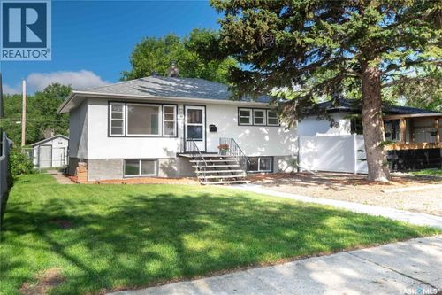 1414 Grey St, Regina, SK, S4T5H6 | Card Image