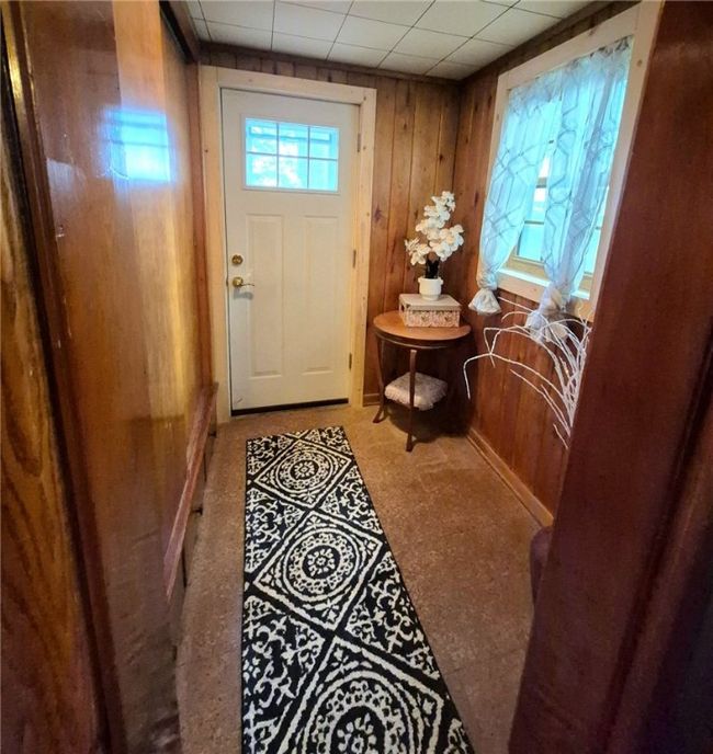 Front Foyer | Image 7