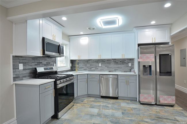 1 - 148-51 Edgewood St, Condo with 4 bedrooms, 3 bathrooms and null parking in Rosedale NY | Image 6