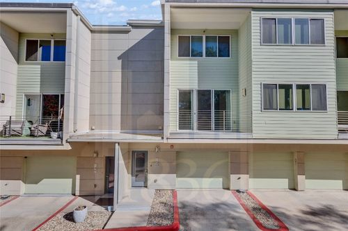 unit-150-604 N Bluff Dr, Austin, TX, 78745-0012 | Card Image