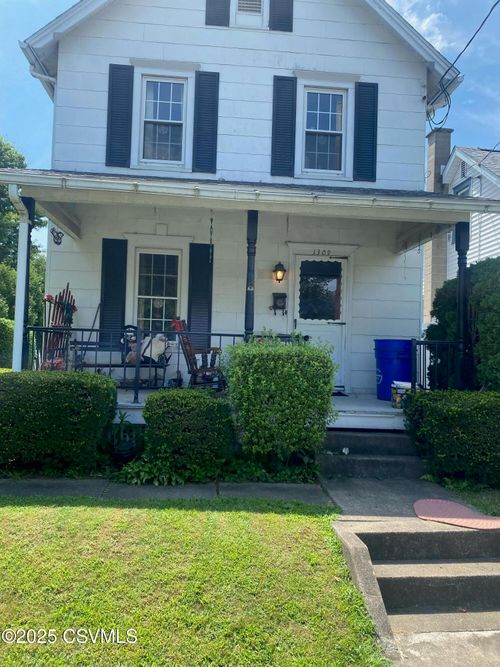 1309 Walnut St, Berwick, PA, 18603-2222 | Card Image