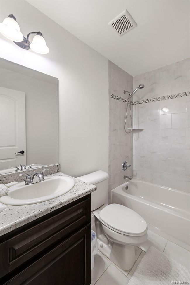 54381 Pelican Ln, House other with 4 bedrooms, 4 bathrooms and null parking in Shelby Township MI | Image 25