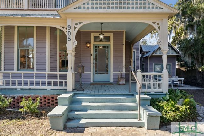 Intricate spindle work greets you at the front door | Image 6
