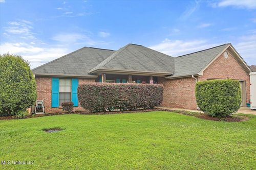 536 Oak Park Cir, Pearl, MS, 39208-2954 | Card Image