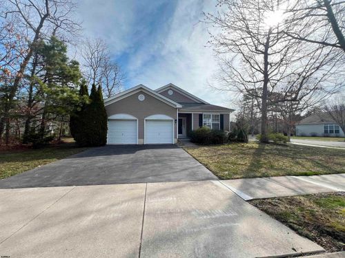 8 Manchester St, GALLOWAY, NJ, 08205-3679 | Card Image