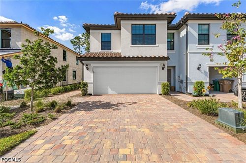 1682 Lake Jessup Cir, CAPE CORAL, FL, 33909-8946 | Card Image