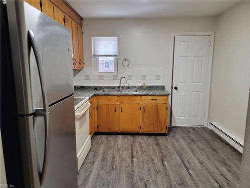 1329 E Balview Ave, Norfolk, VA, 23503-2145 | Card Image