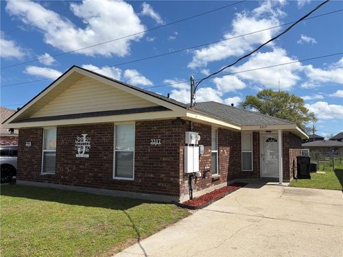 3317 Jupiter Dr, Chalmette, LA, 70043-6104 | Card Image
