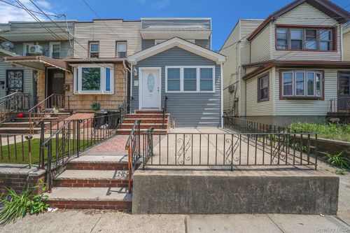 9217 92nd St, Woodhaven, NY, 11421-3006 | Card Image