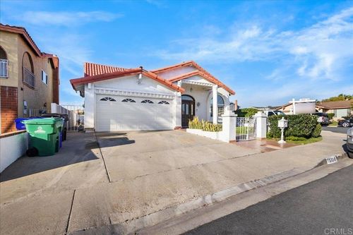 3136 Don Pancho Way, San Ysidro, CA, 92173-1204 | Card Image