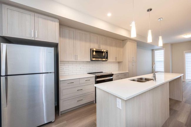 811 Sage Hill Grove Nw, Home with 3 bedrooms, 3 bathrooms and 2 parking in Calgary AB | Image 8