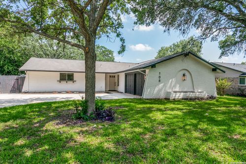 108 Patrick Henry Dr, Schertz, TX, 78154 | Card Image