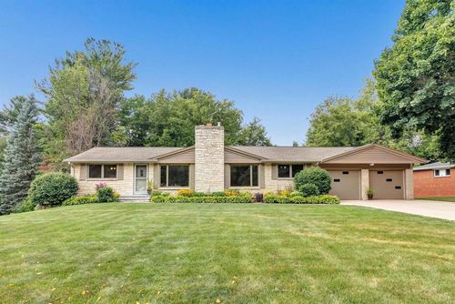 727 Mt Mary Drive, Green Bay, WI, 54311 | Card Image