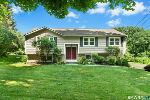123 Briar Ridge Rd, Danbury, CT, 06810-7266 | Card Image