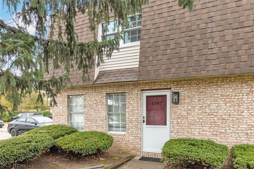 2a-4297 Bennington Blvd, Brunswick, OH, 44212-1748 | Card Image