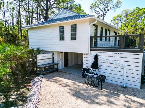 1404 Bayberry Ln, Saint George Island, FL, 32328-2338 | Card Image