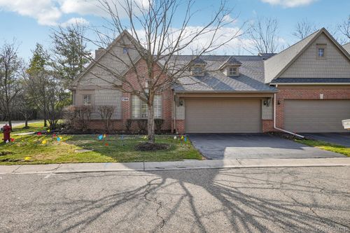 1-7366 Crackling Creek Cir, West Bloomfield, MI, 48322-4503 | Card Image