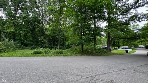 7699 Grizzly Dr, Nineveh, IN, 46164-9668 | Card Image