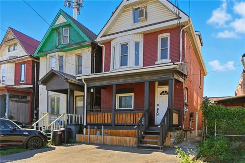 75 Niagara St, Hamilton, ON, L8L6A4 | Card Image