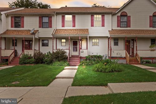 12 Gloria Ct, EASTAMPTON, NJ, 08060-4707 | Card Image