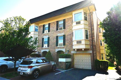 1586-l1-13-21 Michael Court, New York, NY, 11360 | Card Image
