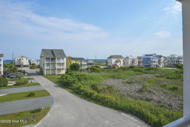 130 Sea Oaks Ct, Townhouse with 4 bedrooms, 4 bathrooms and null parking in N Topsail Beach NC | Image 14