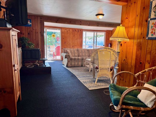 37 Town Beach Rd, House other with 2 bedrooms, 1 bathrooms and null parking in Winchester NH | Image 10