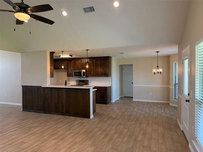 803 Mary Lee Ln, House other with 3 bedrooms, 2 bathrooms and null parking in Collinsville TX | Image 6