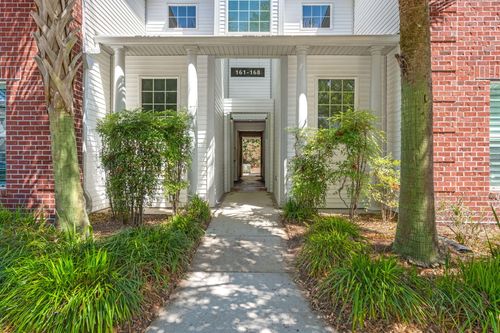 165 Golf View Ln, Summerville, SC, 29485-6247 | Card Image