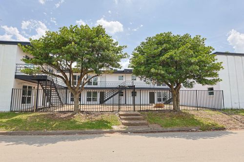 1-6840 Fairway Dr, Houston, TX, 77087-2273 | Card Image