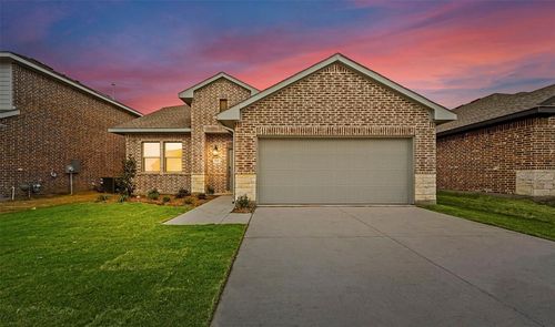 2528 Broken Bow Dr, Seagoville, TX, 75159-5520 | Card Image