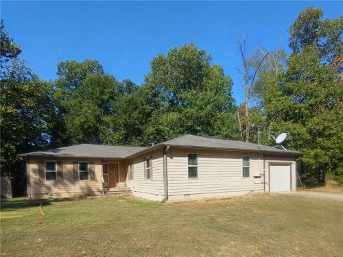 44 Northampton Dr, Bella Vista, AR, 72714-3920 | Card Image