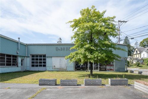 250 E Front St, Hancock, NY, 13783-1167 | Card Image