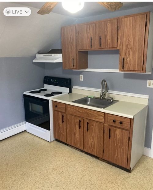 2-583 South St, Wrentham, MA, 02093-1536 | Card Image