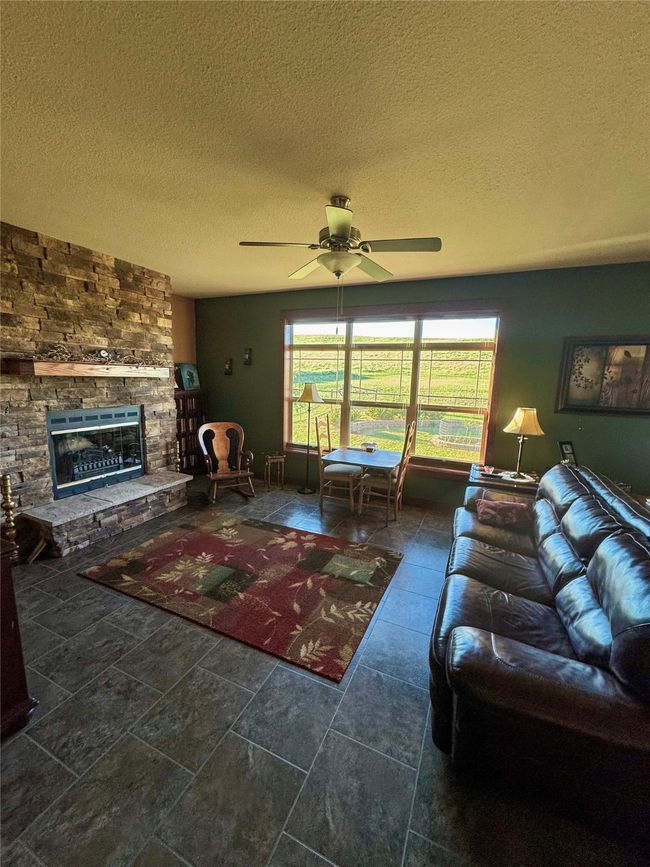 2575 Cascade Hound Creek Rd, House other with 3 bedrooms, 3 bathrooms and null parking in Cascade MT | Image 12
