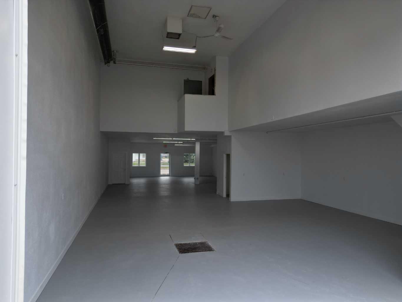 Commercial Sale in Sylvan Lake 4
