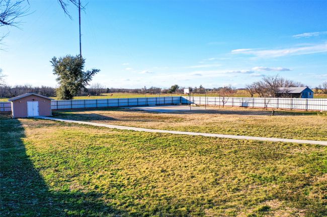 703 N Avenue L, House other with 4 bedrooms, 5 bathrooms and null parking in Haskell TX | Image 37