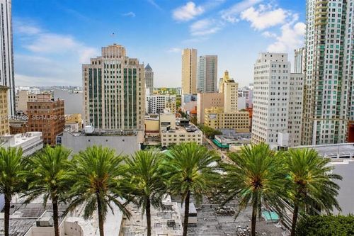 1605-50 Biscayne Blvd, Miami, FL, 33132-2931 | Card Image