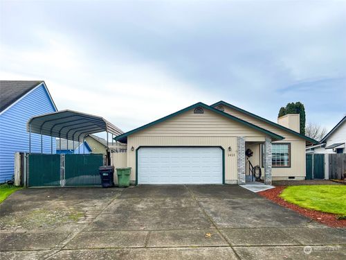 2425 Hickory Avenue, Longview, WA, 98632 | Card Image