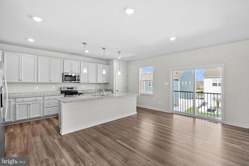 261 Short Branch Dr, RANSON, WV, 25438-4603 | Card Image