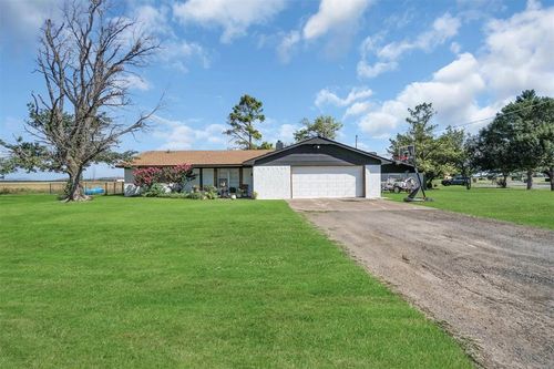 323 W 13th St, Snyder, OK, 73566-2850 | Card Image